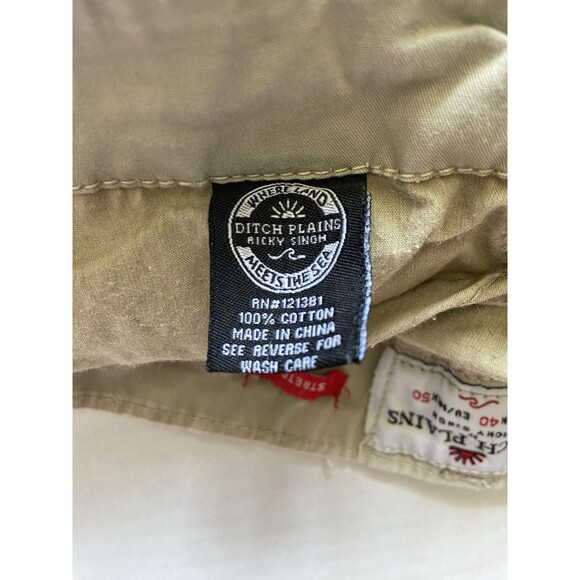 Ditch Plains Mens Stretch Cargo Shorts Size 40 Khaki Outdoors Utility Workwear - Picture 6 of 13